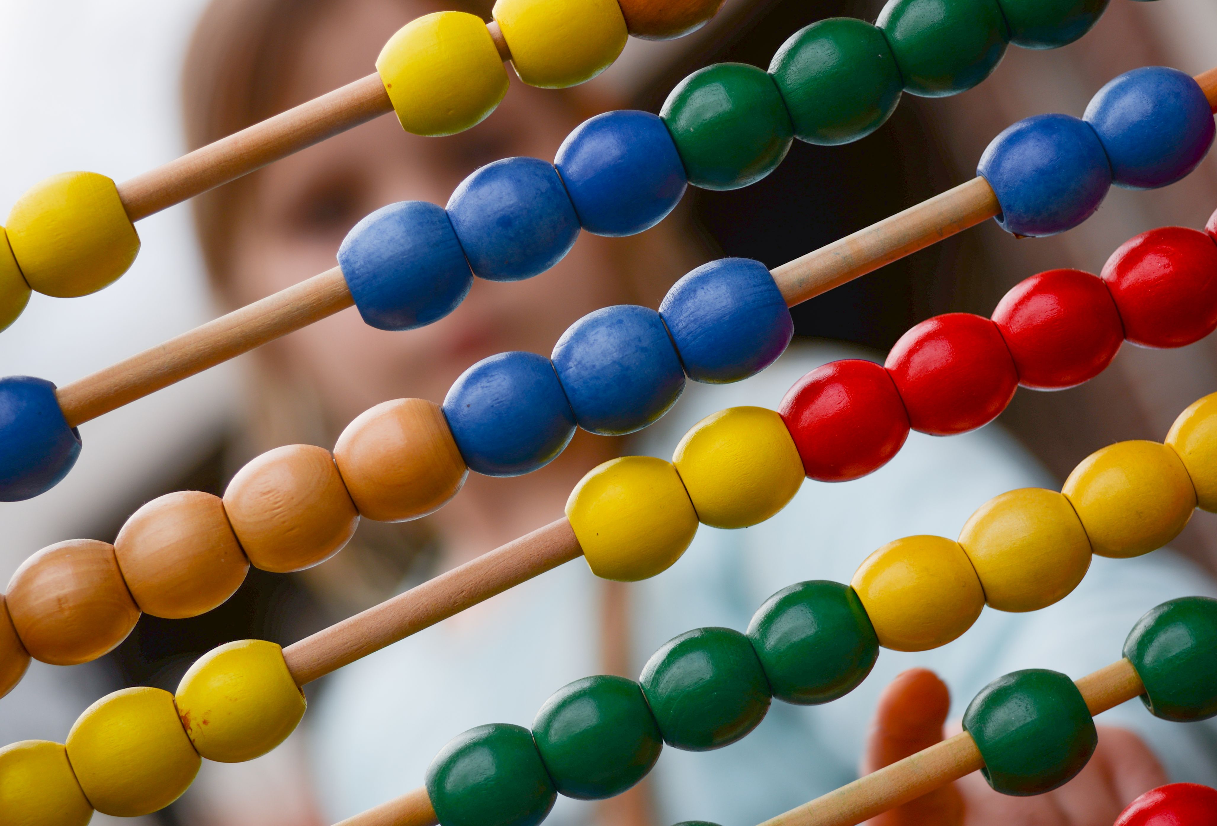 Brinquedos pedagógicos — estimulação e aprendizagem